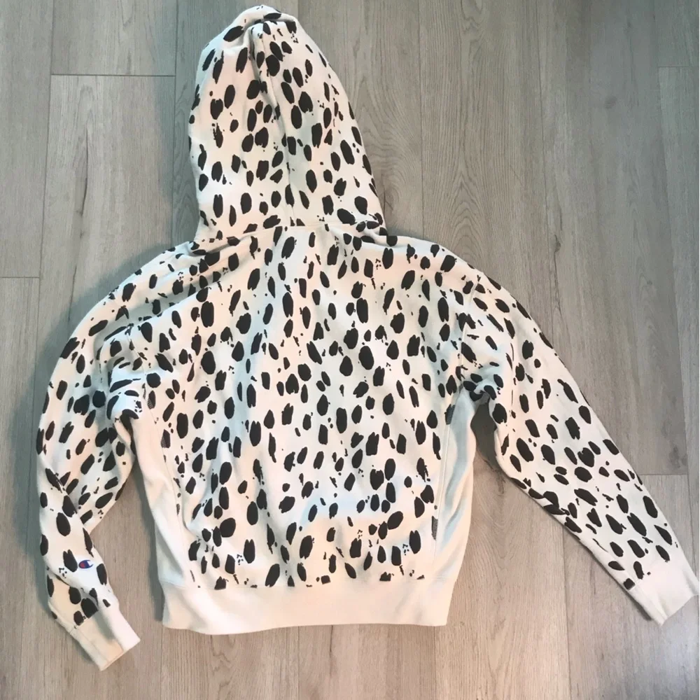 Champion UO Exclusive Animal Print Hoodie Sweatshirt - Picture 6 of 6